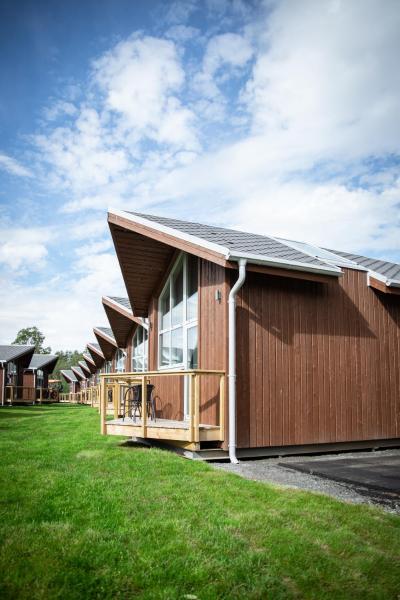 Na zdjęciu widoczny jest obiekt Tromsø Lodge & Camping położony w mieście Tromsø.