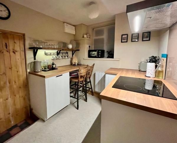 Foto 5: Chapter Cottage, Cheddleton Nr Alton Towers, Peak District, Foxtail Barns, the Ashes