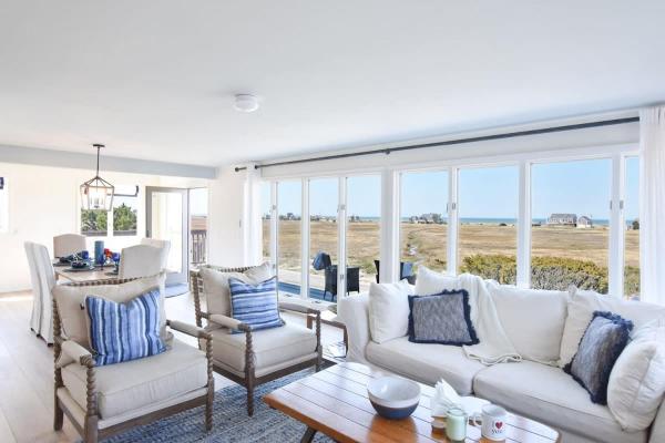 A la foto es mostra l'objecte 14463 - Waterfront Ocean View Deck Kayak WasherDryer and Central AC situat a la ciutat de Eastham.