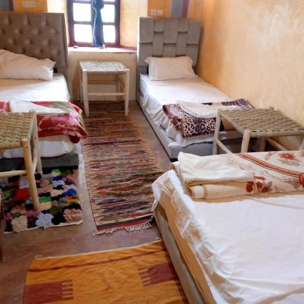 A la foto es mostra l'objecte Dar adiafa dar asalam situat a la ciutat de Taskoukte.