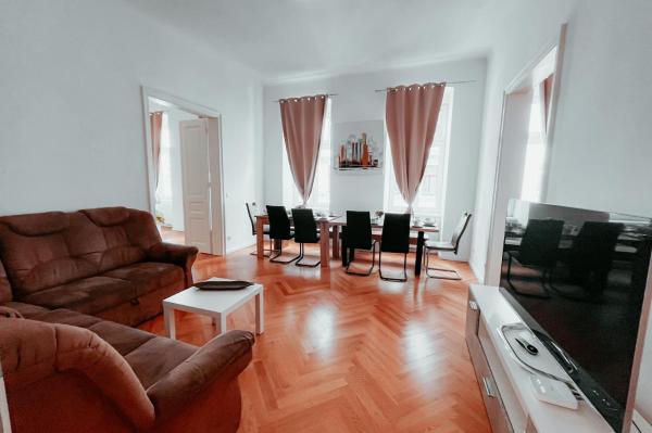 Raimond Apartment Ottakring Top 14, Vídeň