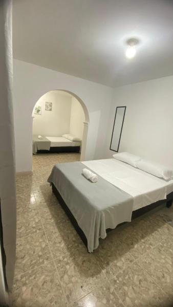 APARTAHOTEL ESTADIO GOLD, Медельин
