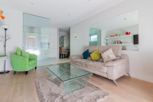 GuestReady - Stylish Living on Baggot Street, Dublin