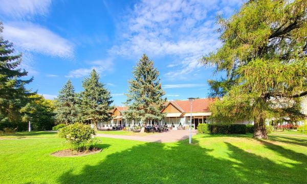 A la foto es mostra l'objecte Harz Hotel Vogelberg situat a la ciutat de Cattenstedt.