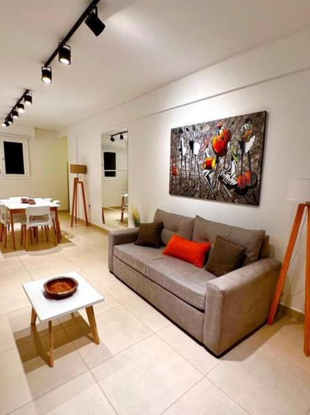 A la foto es mostra l'objecte Departamento céntrico, comodo y luminoso en Salta 3 habitaciones 2 baños - Bonavista Rentals situat a la ciutat de Salta.