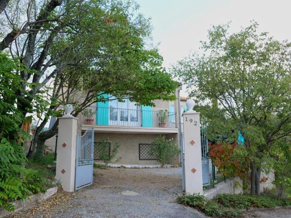 A la foto es mostra l'objecte Villa Lamoureuse situat a la ciutat de Manosque.