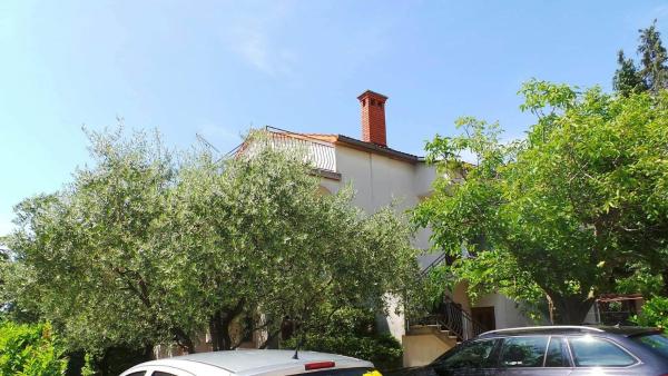 A la foto es mostra l'objecte Apartments with parking space Porec - 22715 situat a la ciutat de Poreč.