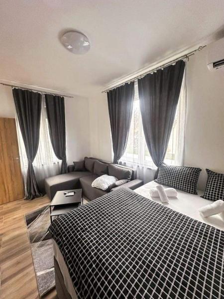 A la foto es mostra l'objecte Apartmani M.&.B Luks 2 situat a la ciutat de Mataruška Banja.