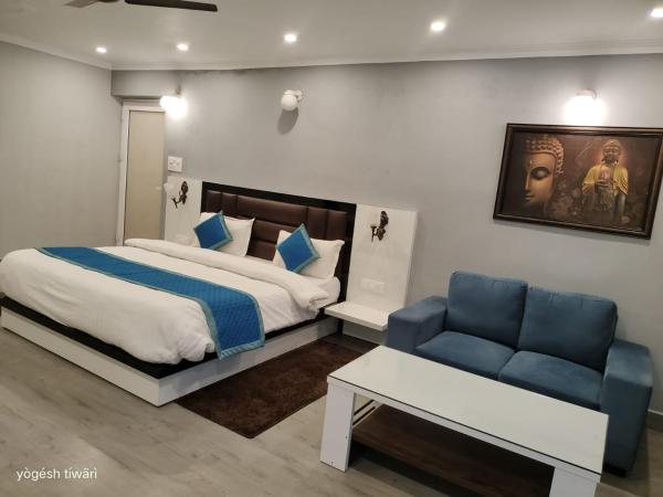 A la foto es mostra l'objecte SAFINA VIEW KING Hotel situat a la ciutat de Bhowāli.