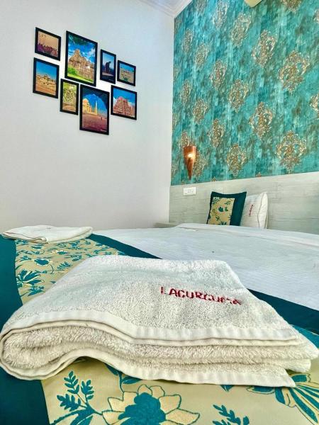 På billedet ses objektet La Curcuma Luxury Homestay beliggende i byen Basāri.
