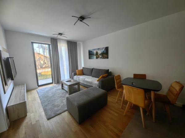 A la foto es mostra l'objecte Devana Divčibare A-09 situat a la ciutat de Divčibare.