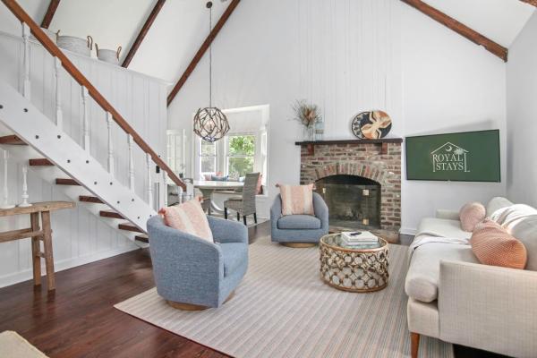 Sawyer's Landing- Mins to beach & Dtwn, Charleston