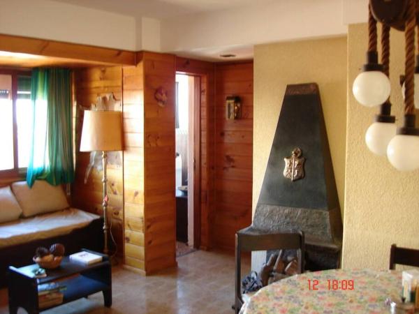 A la foto es mostra l'objecte Departamento céntrico en Pinamar - solo familias situat a la ciutat de Pinamar.