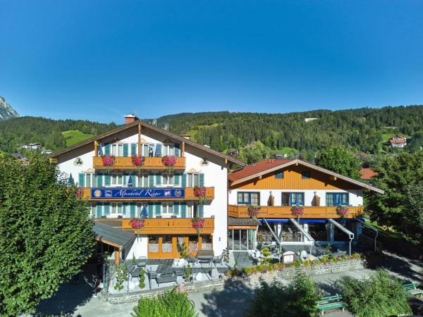 A la foto es mostra l'objecte Alpenhotel Rieger situat a la ciutat de Mittenwald.