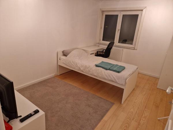 Στη φωτογραφία φαίνεται το αντικείμενο Bright and cozy room next to the airport petit που βρίσκεται στην πόλη Kampenhout.