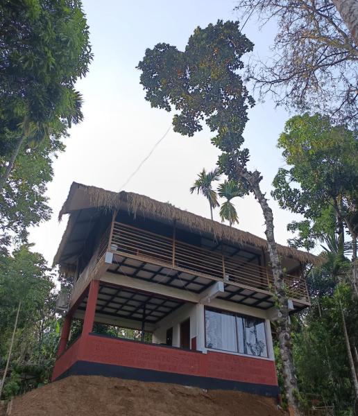 Na fotografii je vidět objekt KURUVA SHORELINE WAYANAD nacházející se ve městě Chekadi.