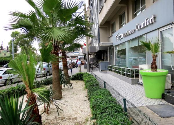 A la foto es mostra l'objecte Tempo Residence Comfort Izmir situat a la ciutat de Esmirna.