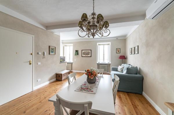 Auf dem Foto ist das Objekt GuestHost - Modern Apartment in the heart of Lucca! in der Stadt Lucca zu sehen.