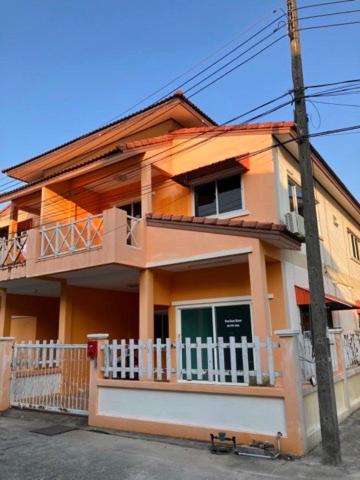 Στη φωτογραφία φαίνεται το αντικείμενο NUN GUEST HOUSE που βρίσκεται στην πόλη Ban Bo Han.