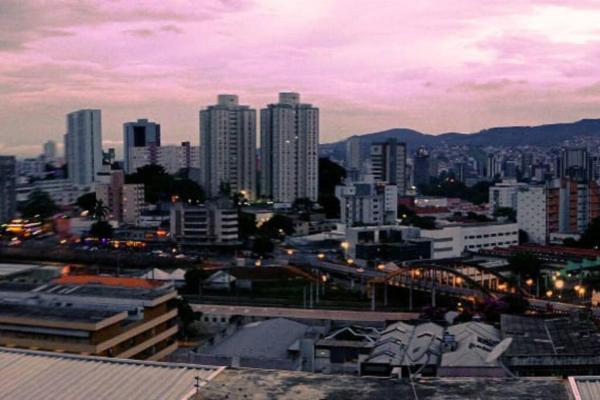 写真にはベロオリゾンテ市にあるVista - Amplo 3 quartos no centro, perto de tudoが写っています。