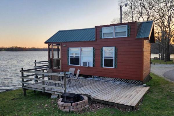 A la foto es mostra l'objecte Wheeler Lake Riverbend Haven 2 situat a la ciutat de Stilwell.
