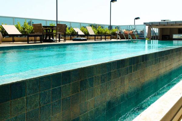 På billedet ses objektet Studio moderno, piscina, academia, área de lazer! beliggende i byen Araçatuba.