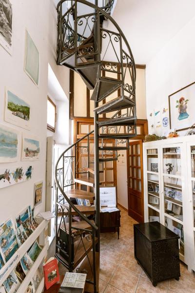 Auf dem Foto ist das Objekt Giaminera Rooms & Art Studio in der Stadt Baunei zu sehen.