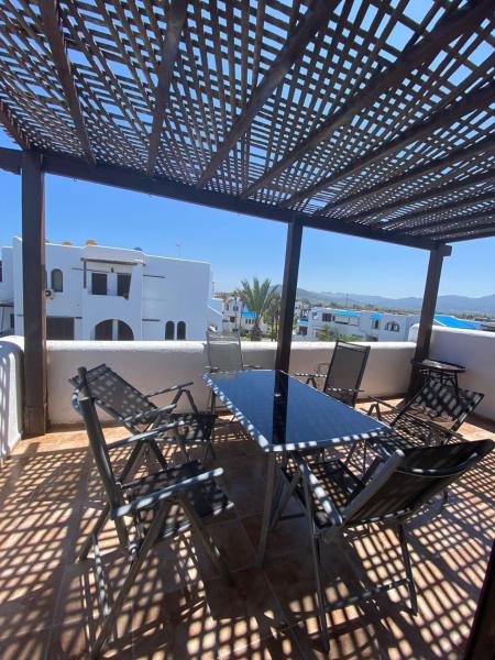 A la foto es mostra l'objecte Résidence ALCUDIA SMIR avec piscine situat a la ciutat de Fnidek.