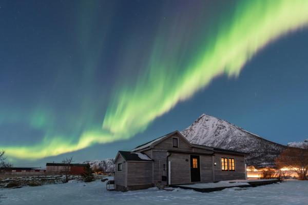 Na foto é possível ver o objeto Koselig bolig i Lofoten / Vesterålen localizado na cidade de Ånstad.