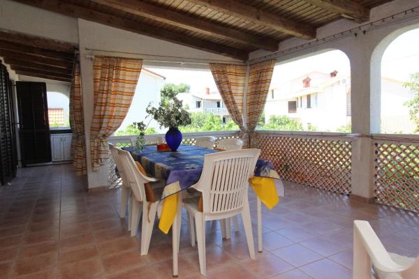 A la foto es mostra l'objecte Ferienwohnung für 5 Personen ca 70 qm in Šilo, Kvarner Bucht Krk - b61492 situat a la ciutat de Šilo.