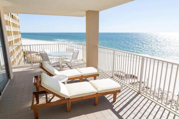 På billedet ses objektet Bluewater 701 beliggende i byen Orange Beach.