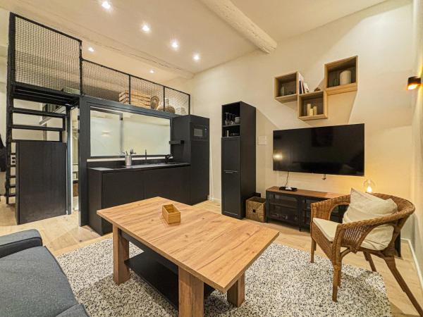 Old Town - 4 pers, Wifi, AC, Nicea