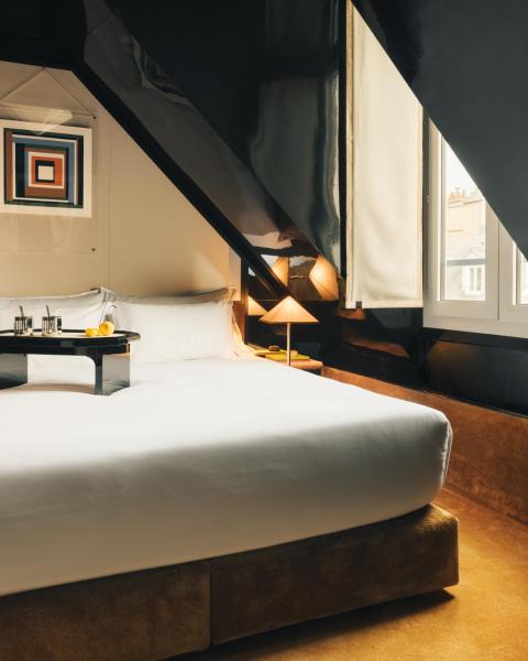 A la foto es mostra l'objecte Hôtel Château d'Eau situat a la ciutat de París.
