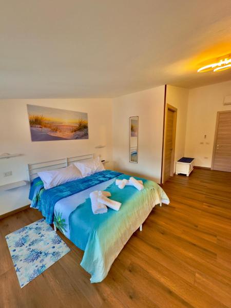 A la foto es mostra l'objecte Casa del Mare situat a la ciutat de Bosa.