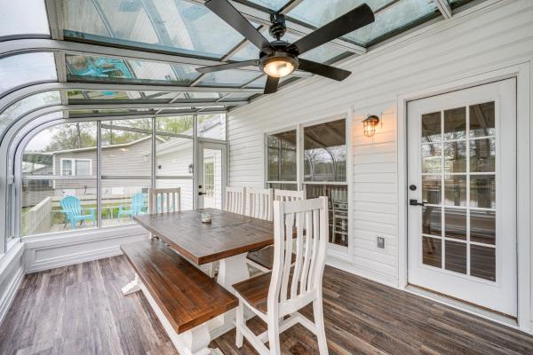 Kuvassa näkyy kohde Lakefront Milledgeville Home with Private Dock!, joka sijaitsee kaupungissa Meriwether.