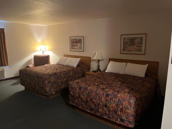 A la foto es mostra l'objecte Country Haven Inn situat a la ciutat de Lebo.