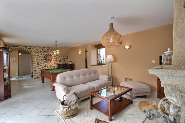 A la foto es mostra l'objecte La vallee de leber situat a la ciutat de Guitté.