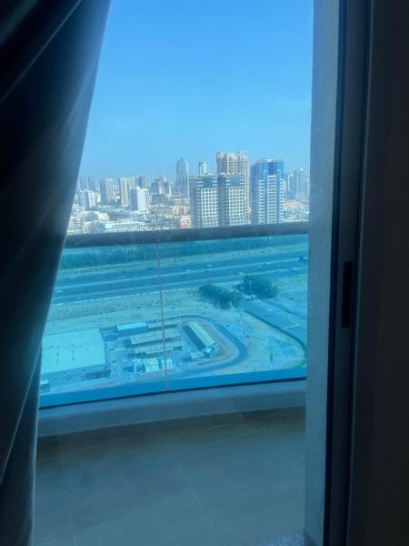 A la foto es mostra l'objecte McCoy Elite One Bedroom Apartment situat a la ciutat de Dubai.