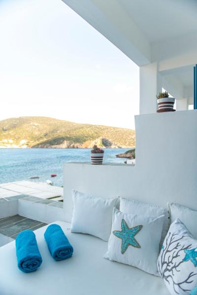 A la foto es mostra l'objecte Archipelago Sifnos - Seaside Accommodation situat a la ciutat de Vathi.