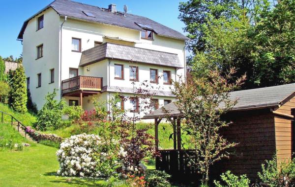 På billedet ses objektet Ferienwohnung Altenberg beliggende i byen Lauenstein.