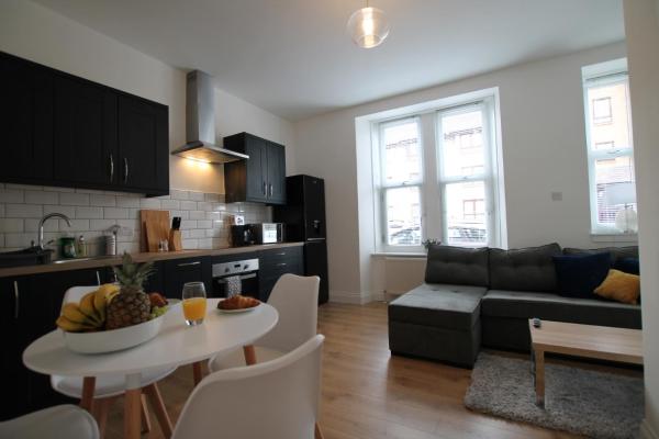 A la foto es mostra l'objecte Superb 1-Bed Apartment - Free Parking Dundee situat a la ciutat de Dundee.