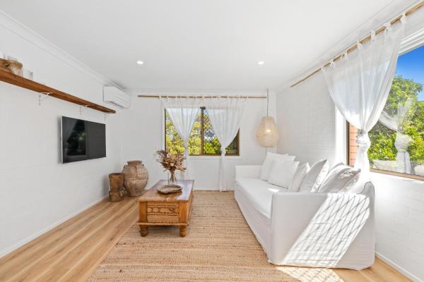 Auf dem Foto ist das Objekt Boho-Style Beach Apartment Kingscliff by uHoliday in der Stadt Cudgen zu sehen.