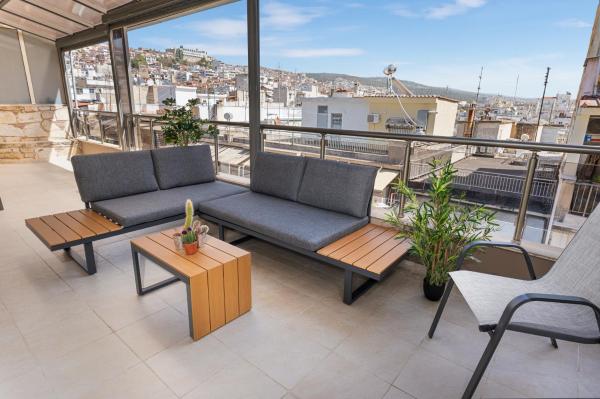 Bella Vista Apartment in the city center by BiNoBi!, Saloniki