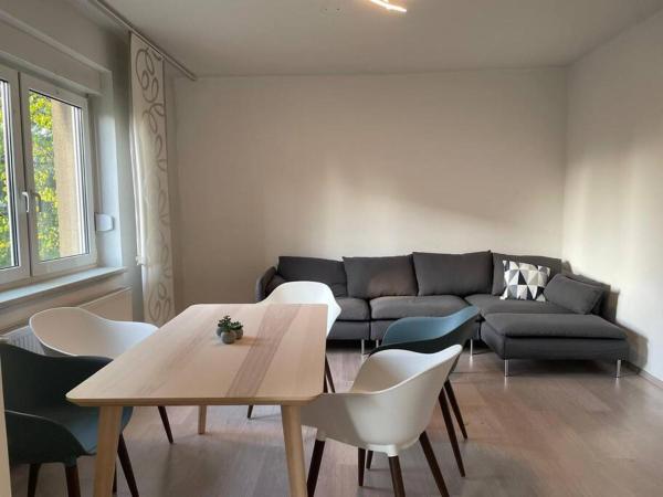 Na zdjęciu widoczny jest obiekt Wunderschöne Wohnung in DoKi położony w mieście Friedersdorf.