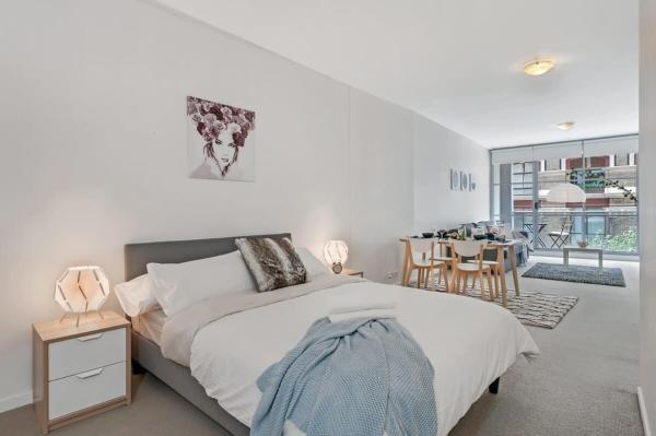 Foto 2: A Comfy & Modern Studio Near Darling Harbour