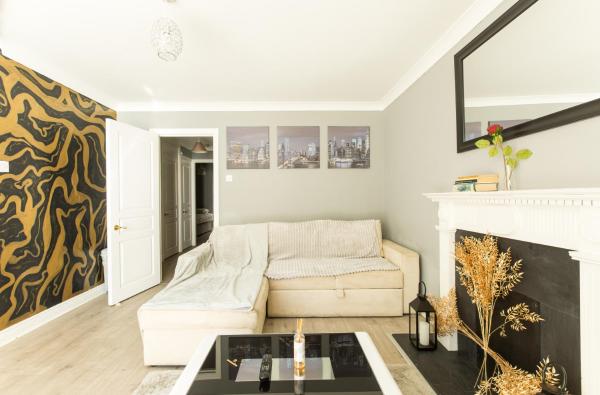 Modern Elegant Central Apt with Parking, Dublín