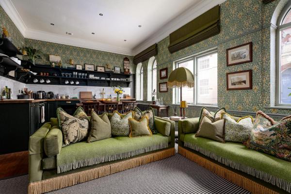 Old Town Luxury, By The Sea - Scarborough