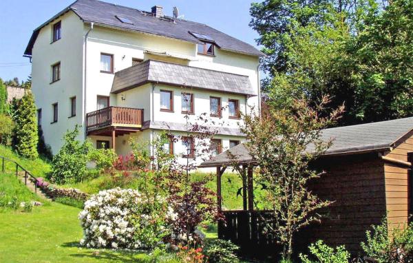 På billedet ses objektet Ferienwohnung Altenberg beliggende i byen Lauenstein.
