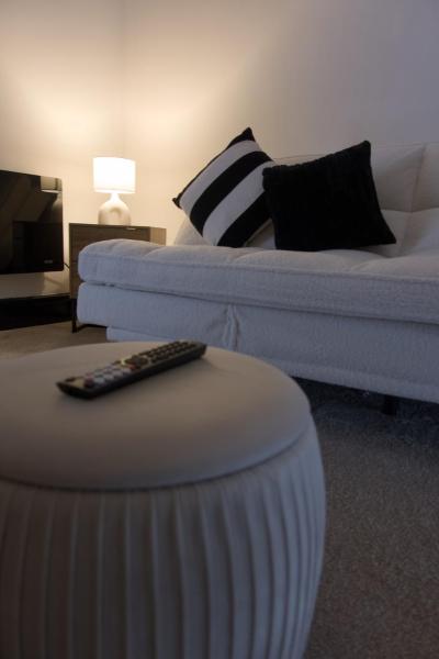 1 Bedroom Apartment - The Onyx - Cheltenham