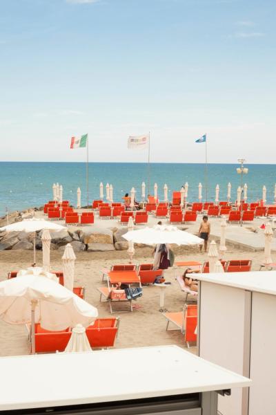 Na zdjęciu widoczny jest obiekt Da Cira a due passi dal mare położony w mieście Diano Marina.